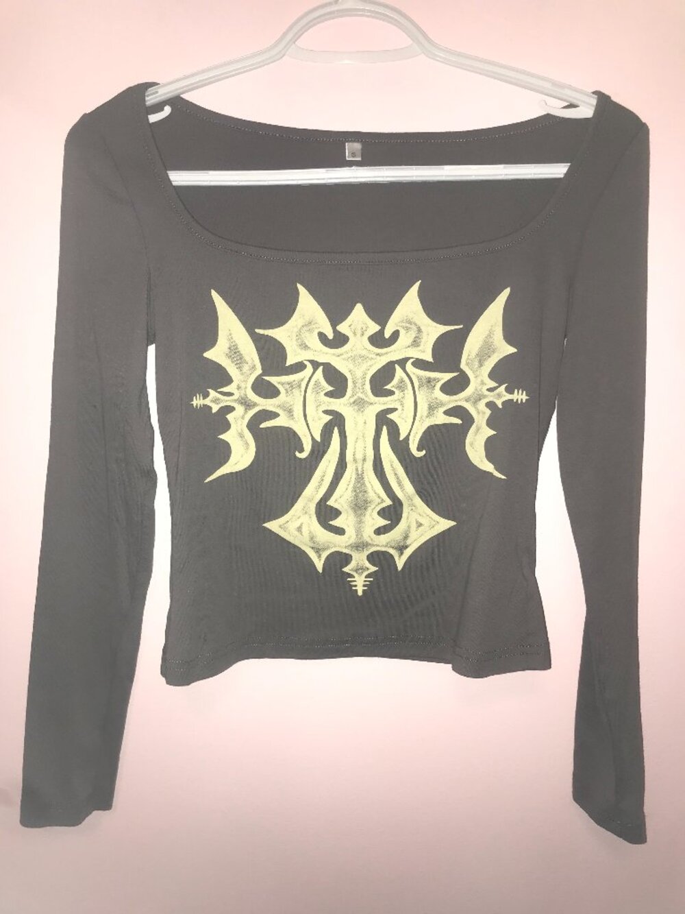 Gray Slim-Fit Long Sleeve Graphic Tee Shirt